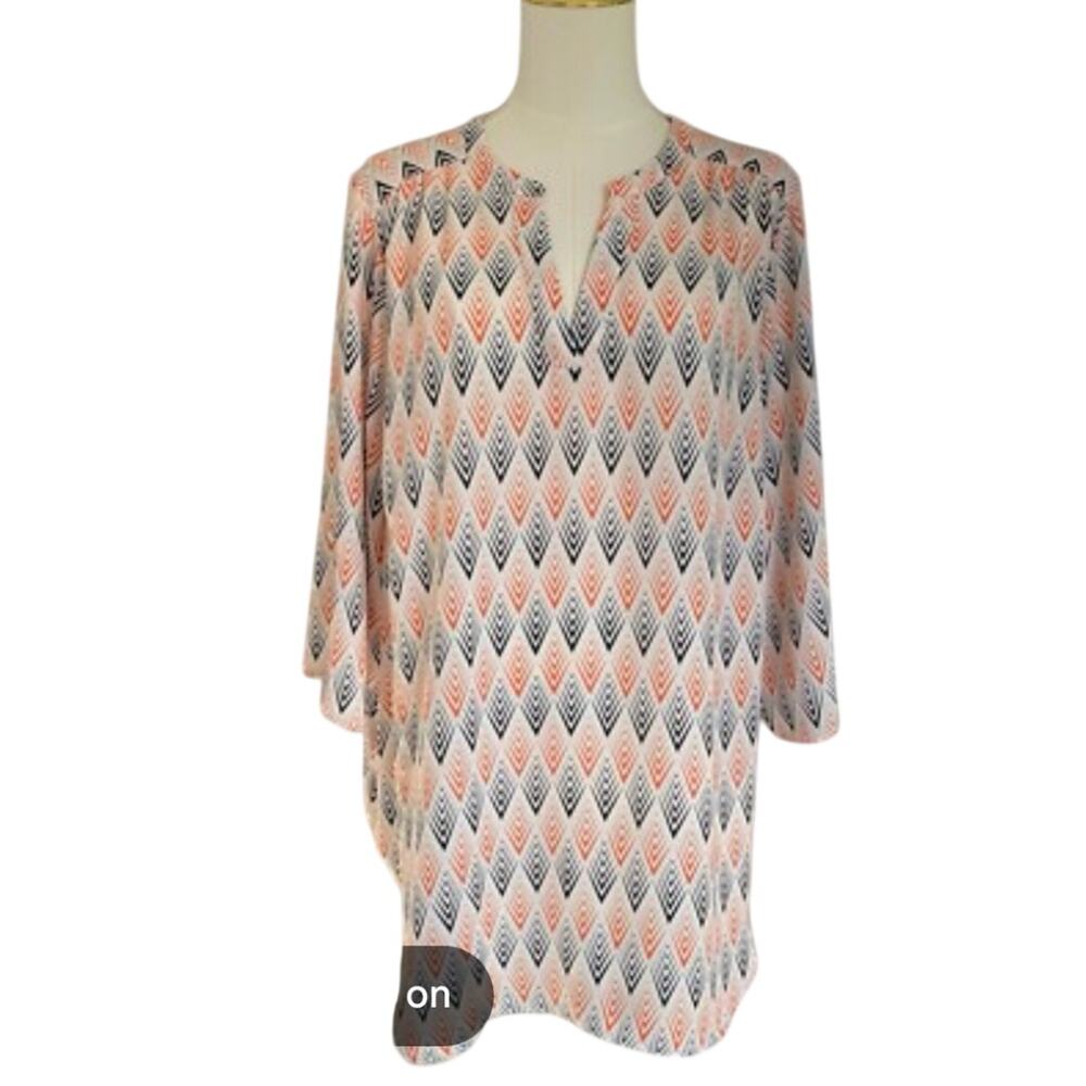 Worthington Woman Geometric Chevron Split Neck Blouse Top – 3/4 Sleeve